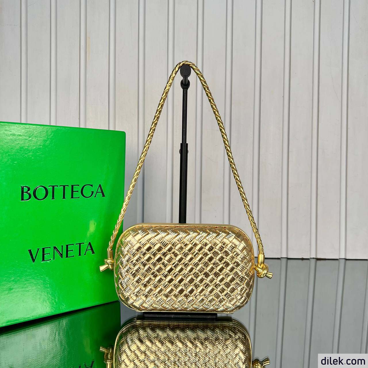Bottega Veneta Plisse Knot Leather Strap Clutch