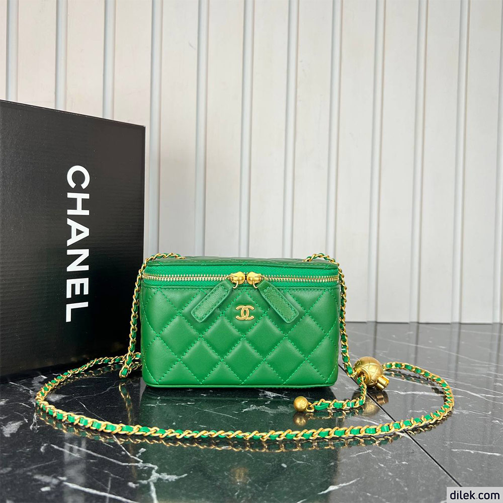 Chanel Vanity Small Caviar Black