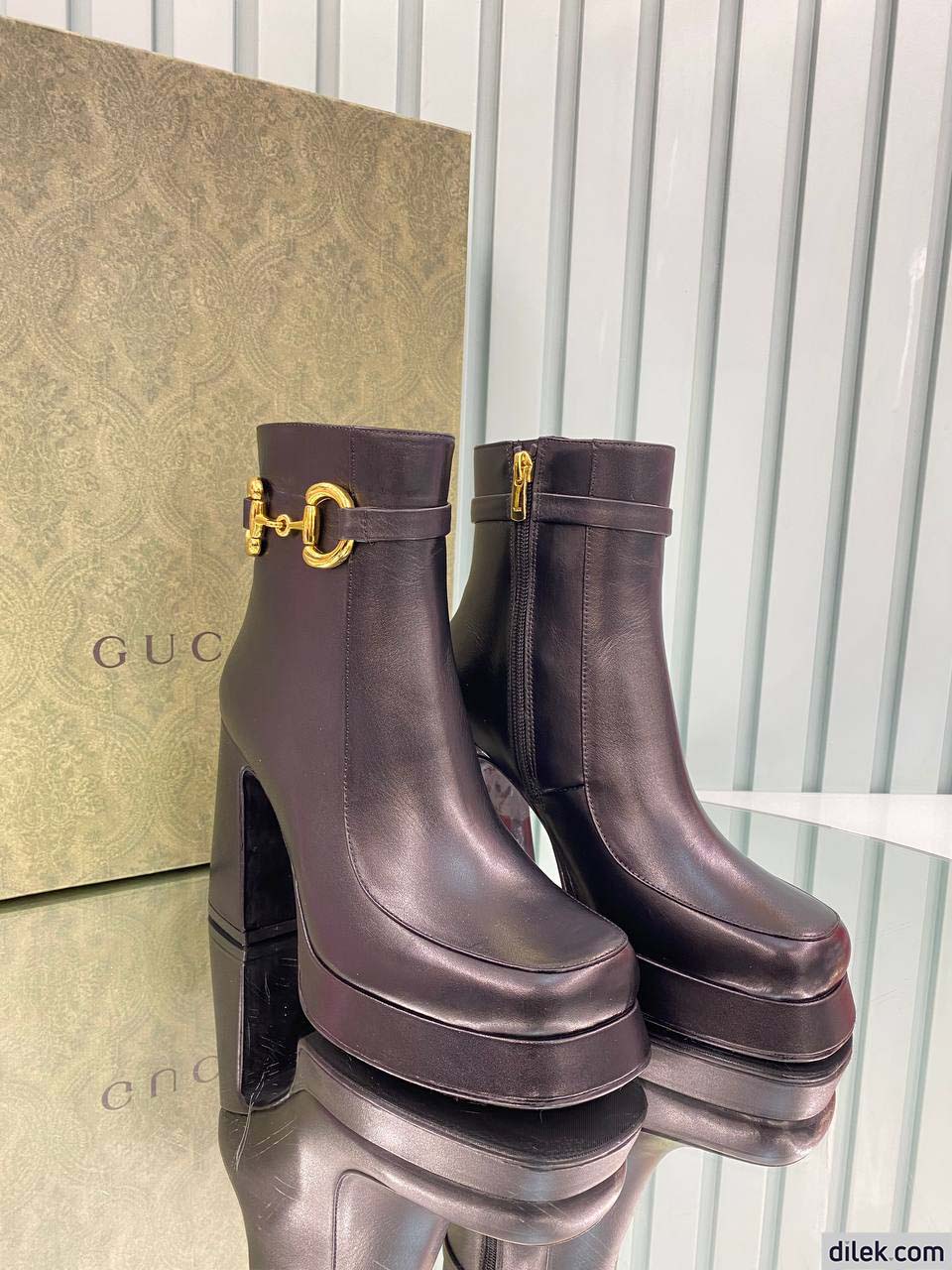 Gucci Women Leather Boot