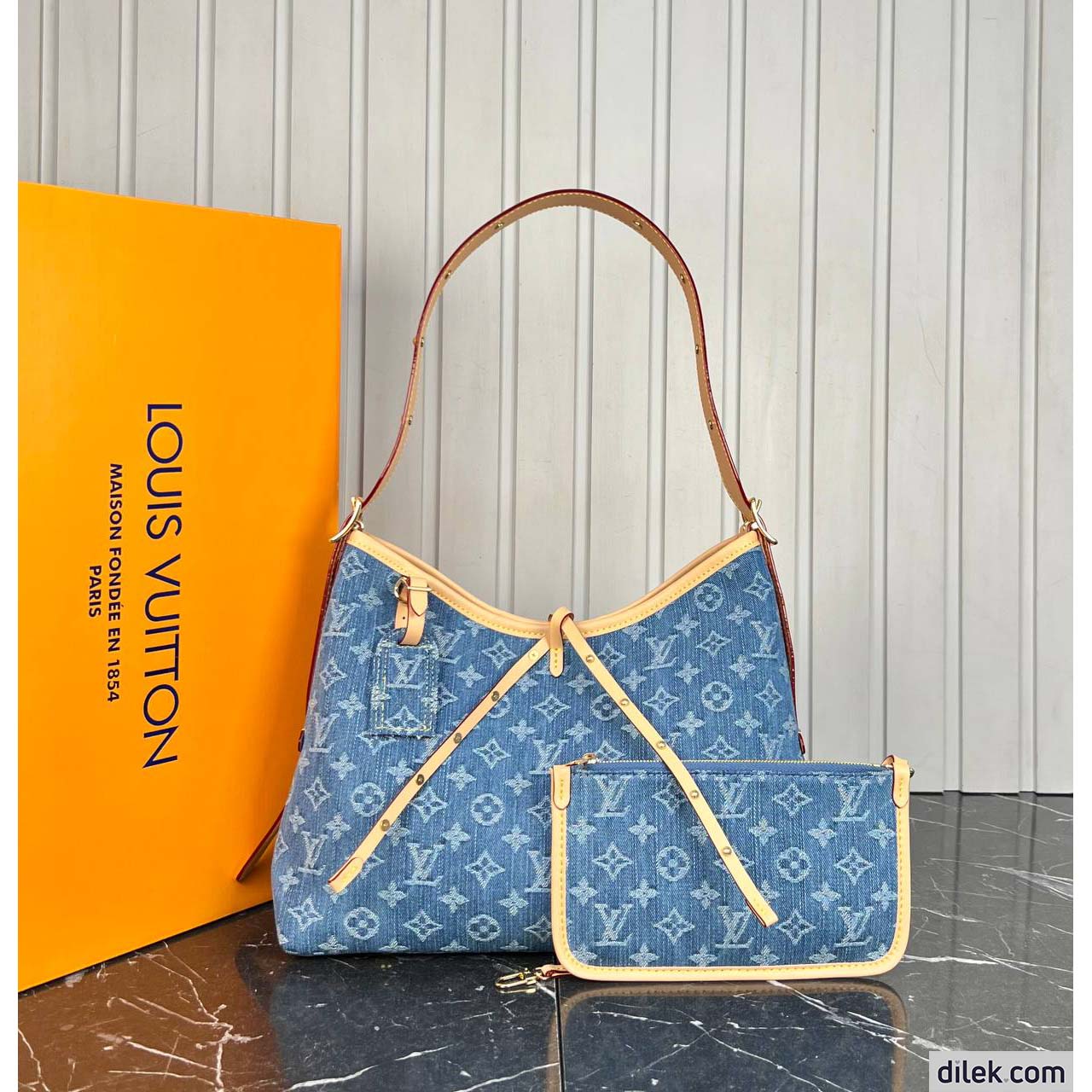 Louis Vuitton CarryAll MM