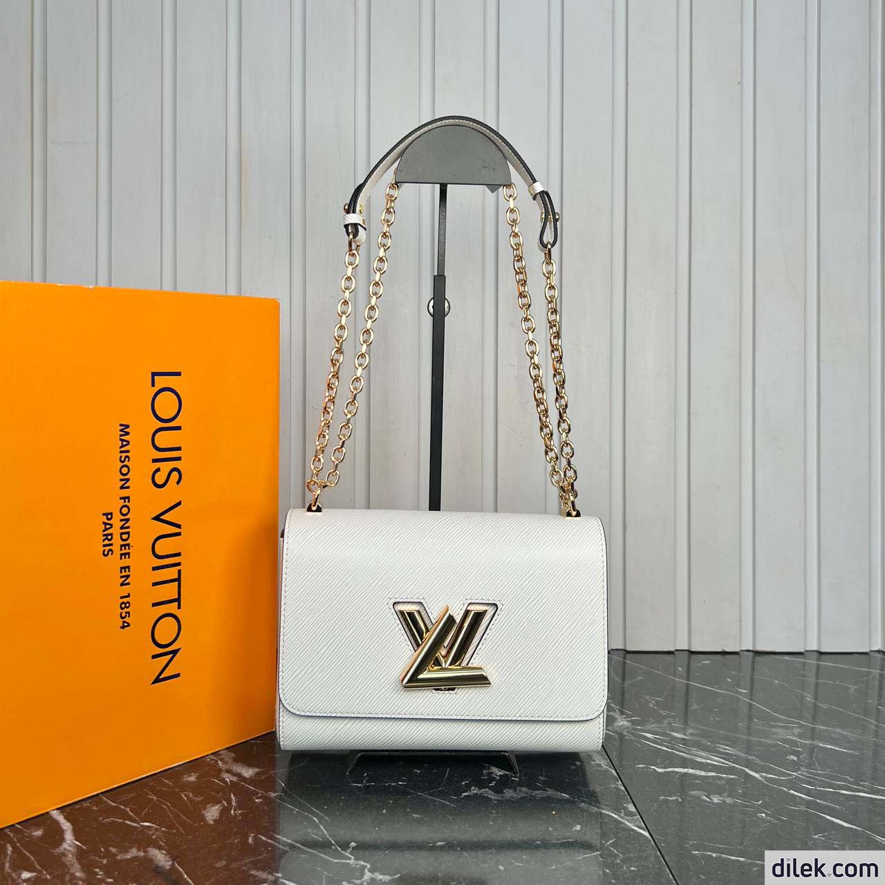 Louis Vuitton Twist MM