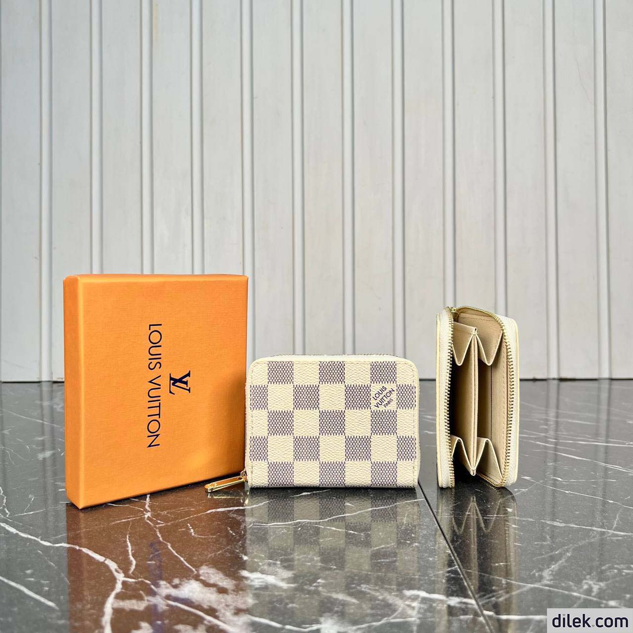 Louis Vuitton Small Zippy Wallet