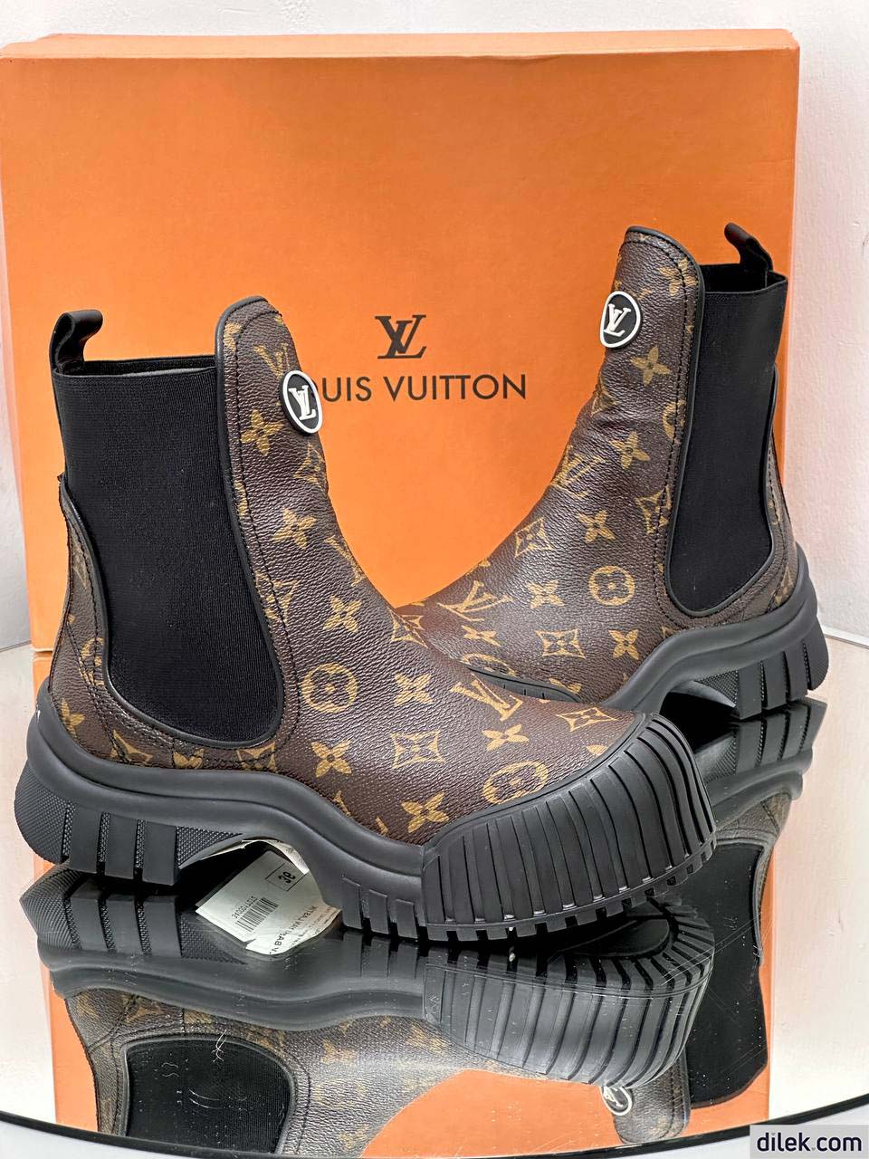 Louis Vuitton Women Boot