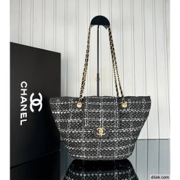 Chanel Shopping Bag
