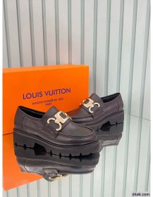 Louis Vuitton Women Loafer