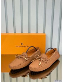 Louis Vuitton Women Moccasin