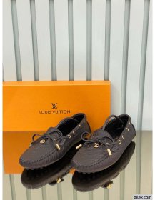 Louis Vuitton Women Moccasin