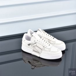 Valentino Garavani VL7N Calfskin Trainer