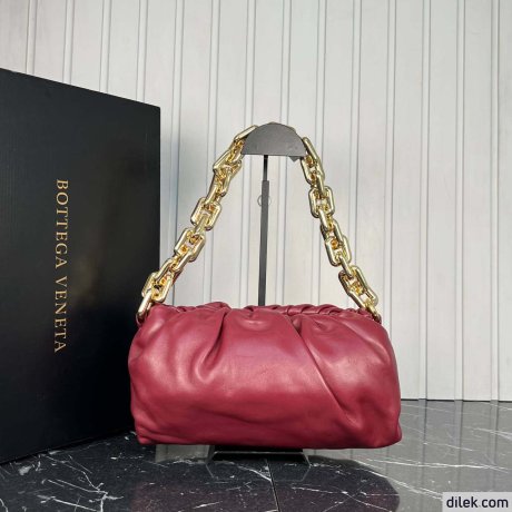 Bottega Veneta The Chain Pouch Leather Shoulder Bag