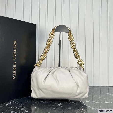 Bottega Veneta The Chain Pouch Leather Shoulder Bag
