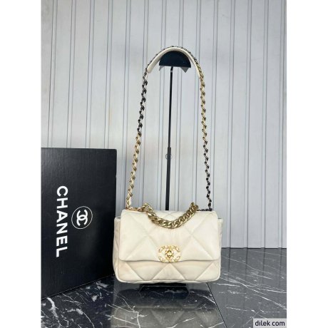Chanel 19 Handbag