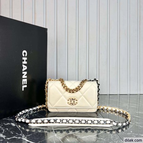 Chanel 19 Handbag WOC Black