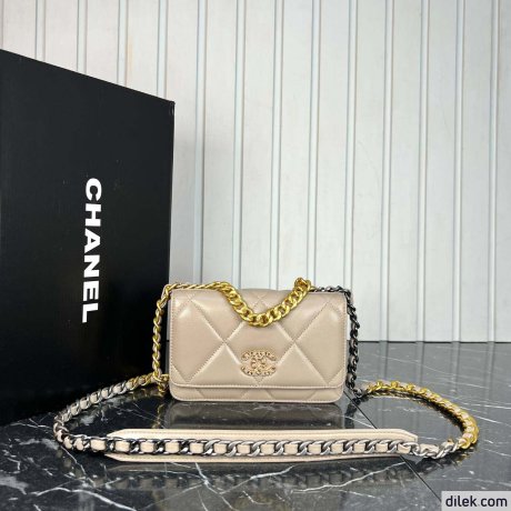 Chanel 19 Handbag WOC Black