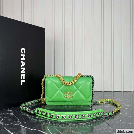 Chanel 19 Handbag WOC Black