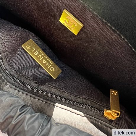 Chanel 19 Handbag