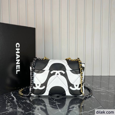 Chanel 19 Handbag