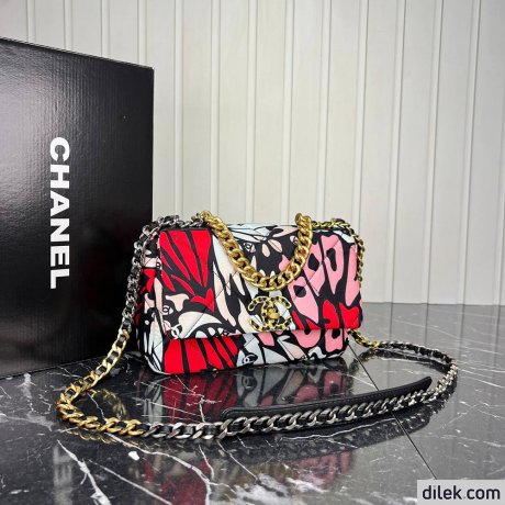 Chanel 19 Handbag