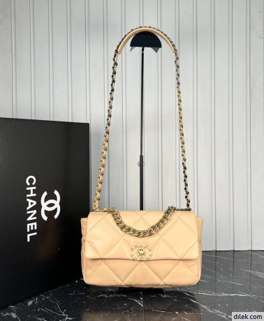 Chanel 19 Large Handbag