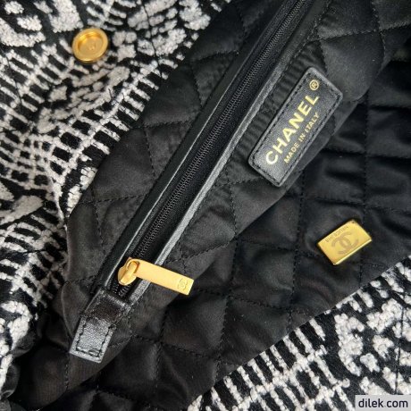 Chanel 22 Chain Hobo Quilted Wool Tweed