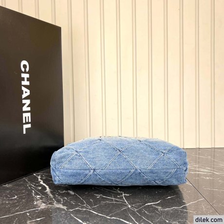 Chanel 22 Large Handbag