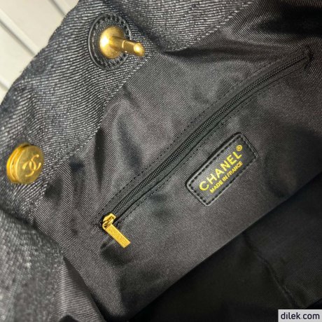 Chanel Maxi Shopping Bag