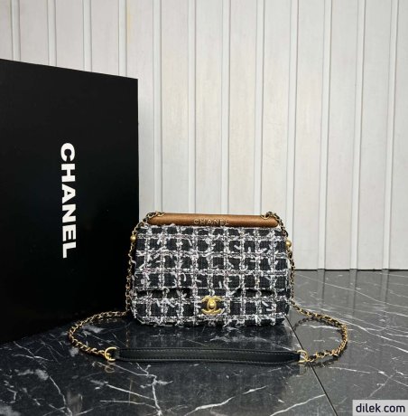 Chanel Petit Rabat