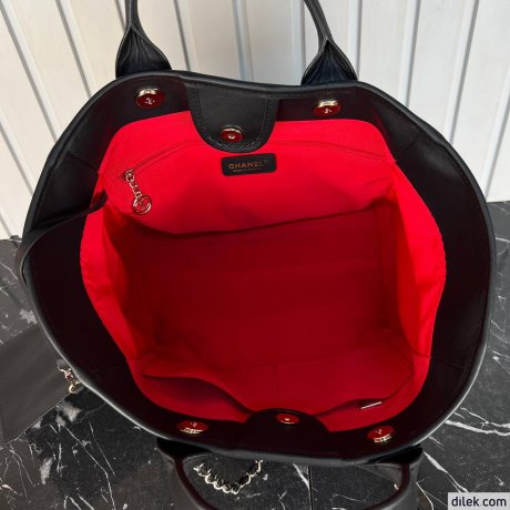 Chanel Shopping Bag