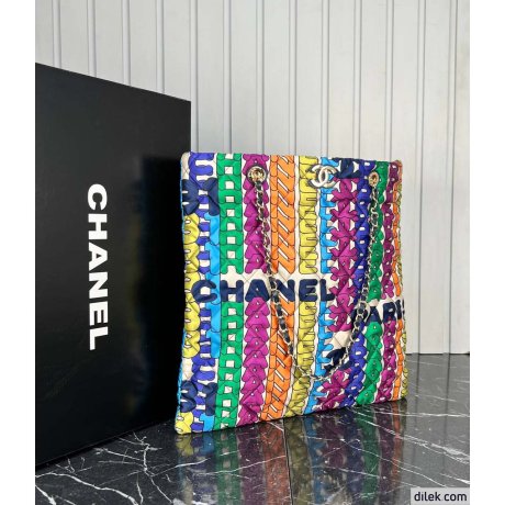 Chanel Shopping Bag