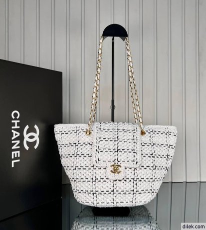 Chanel Shopping Bag
