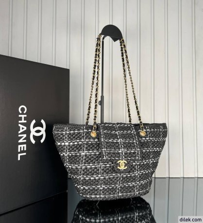 Chanel Shopping Bag