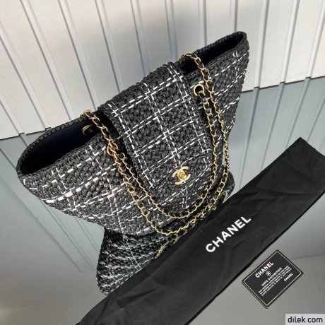 Chanel Shopping Bag