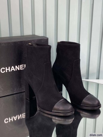 Chanel Women Suede Boots