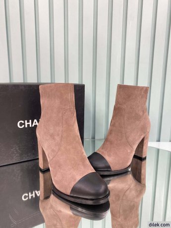 Chanel Women Suede Boots