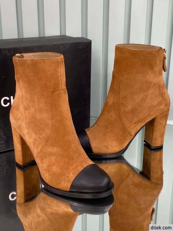 Chanel Women Suede Boots