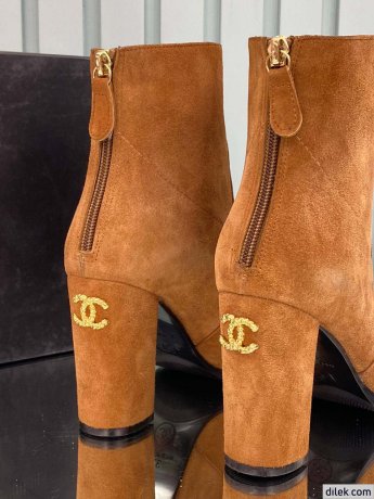 Chanel Women Suede Boots
