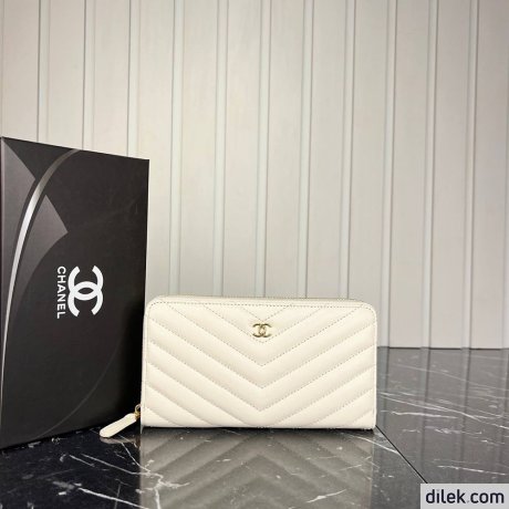 Chanel Zippy Wallet