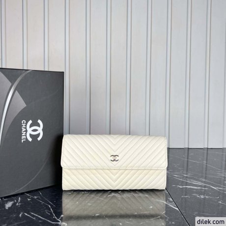 Chanel Zippy Wallet