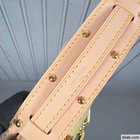 Louis Vuitton Croissant PM