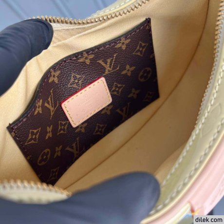 Louis Vuitton Croissant PM