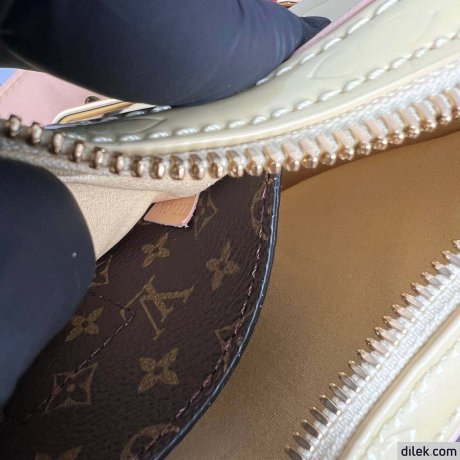 Louis Vuitton Croissant PM