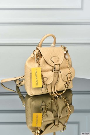 Louis Vuitton Excursion PM