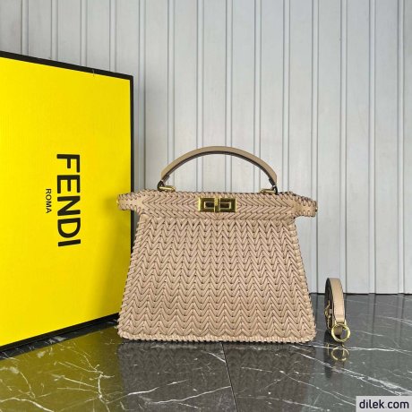 Fendi Peekaboo ISeeU Medium