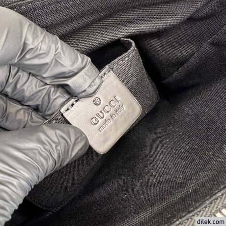 Gucci GG Supreme Small Messenger