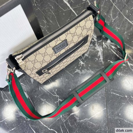 Gucci GG Supreme Small Messenger