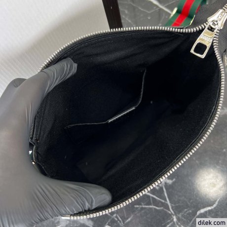 Gucci GG Supreme Small Messenger