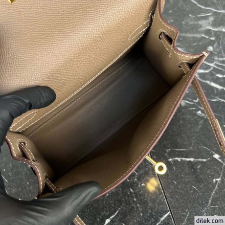Hermes Kelly 22 Bag