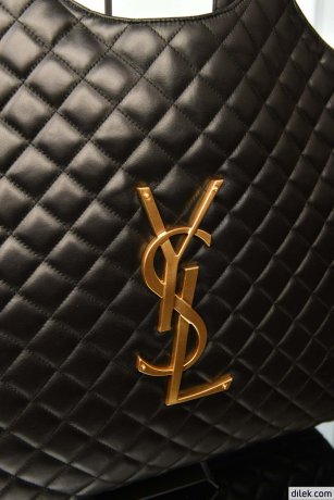 Saint Laurent Icare Maxi Shopping Bag