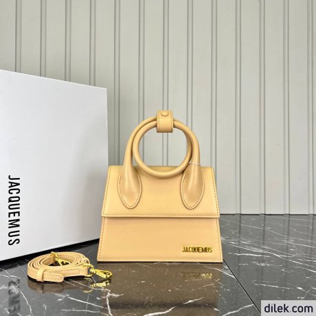 Jacquemus Le Chiquito Moyen