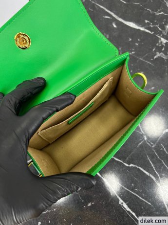 Jacquemus Le Chiquito Moyen