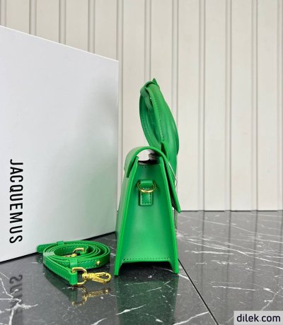 Jacquemus Le Chiquito Moyen